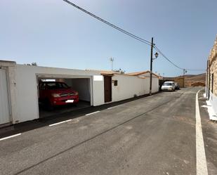 Vista exterior de Finca rústica en venda en Tuineje amb Aire condicionat i Terrassa