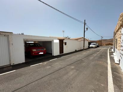 Vista exterior de Finca rústica en venda en Tuineje amb Aire condicionat i Terrassa