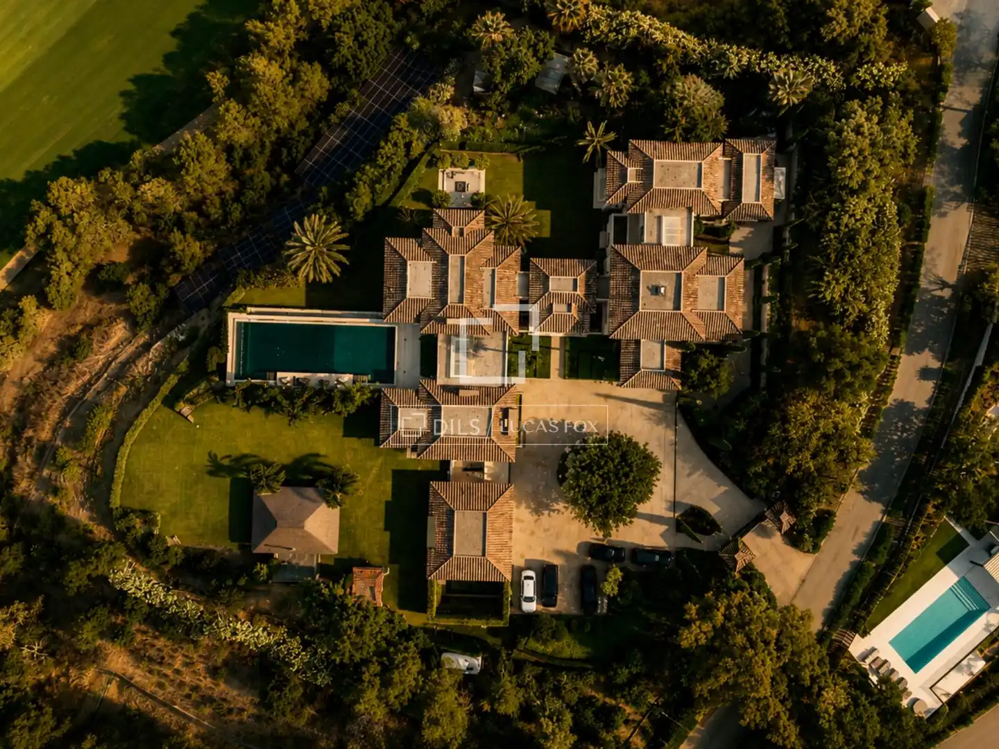 Villa mit Pool zum Verkauf in La Zagaleta