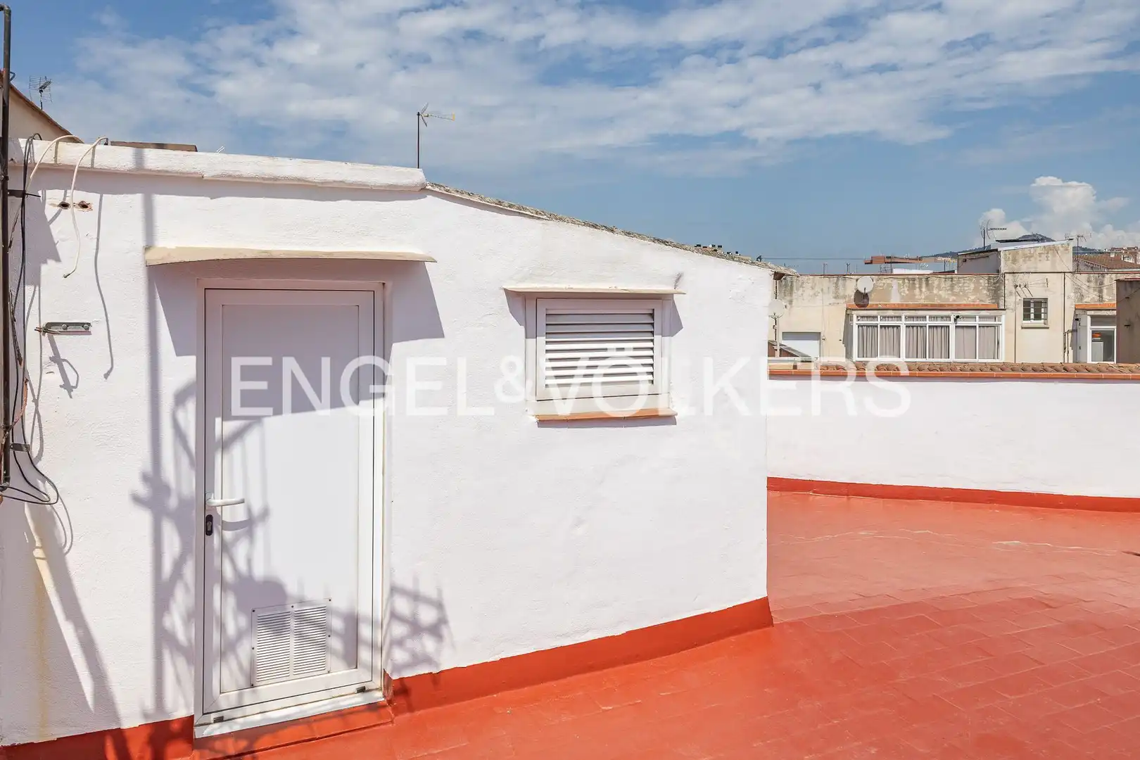Terrassa de Apartament en venda en Sant Joan Despí amb Aire condicionat, Calefacció i Moblat