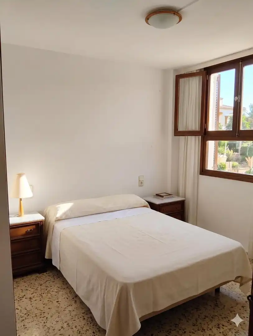 Dormitori de Apartament en venda en Alcúdia amb Terrassa i Balcó
