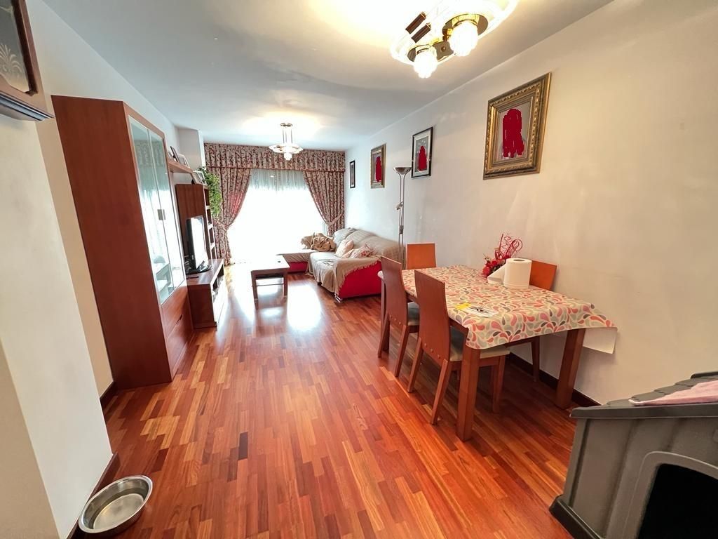 Living room of Flat to rent in Ponferrada  with Heating, Private garden and Storage room