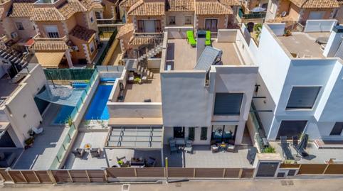 Foto 2 de Casa o chalet en venta en Calle Maria San Gil Noain, Parque Acuático - Sector 25, Torrevieja