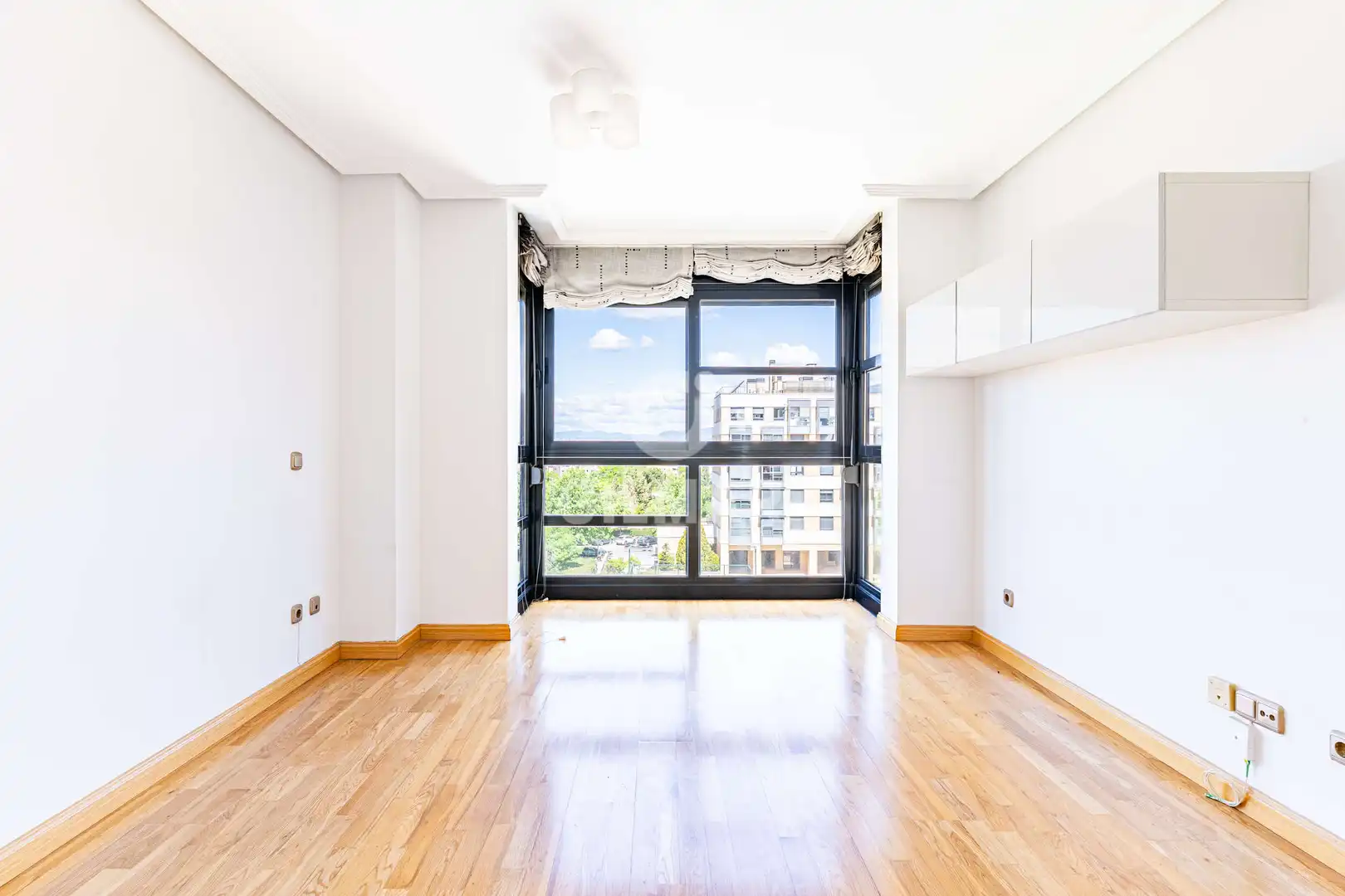 Habitación de Piso en venta en Madrid con Calefacción, Jardín privado y Trastero