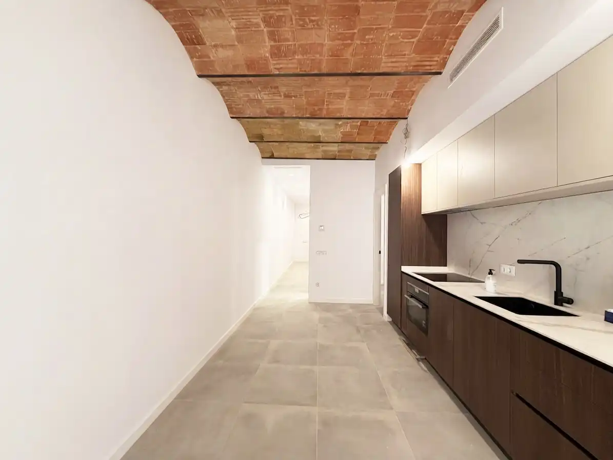 Piso con ascensor en venta en Carrer de Rosalia de Castro, imagen 3