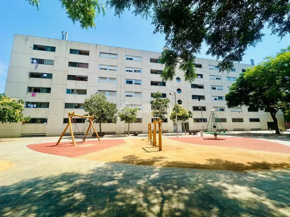 Piso en venta en El Besós i el Maresme