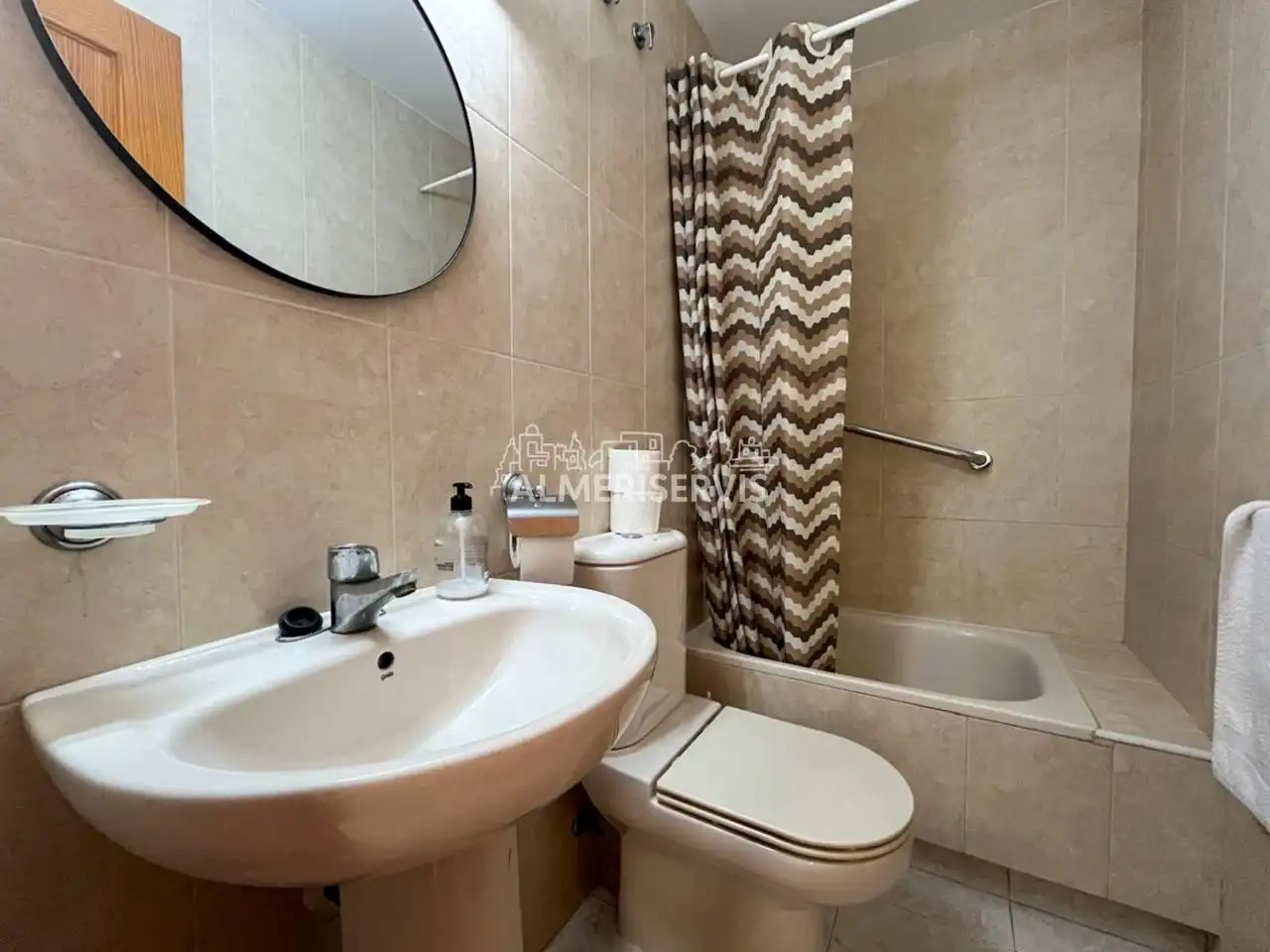 Baño de Casa adosada en venta en El Ejido con Aire acondicionado, Terraza y Amueblado