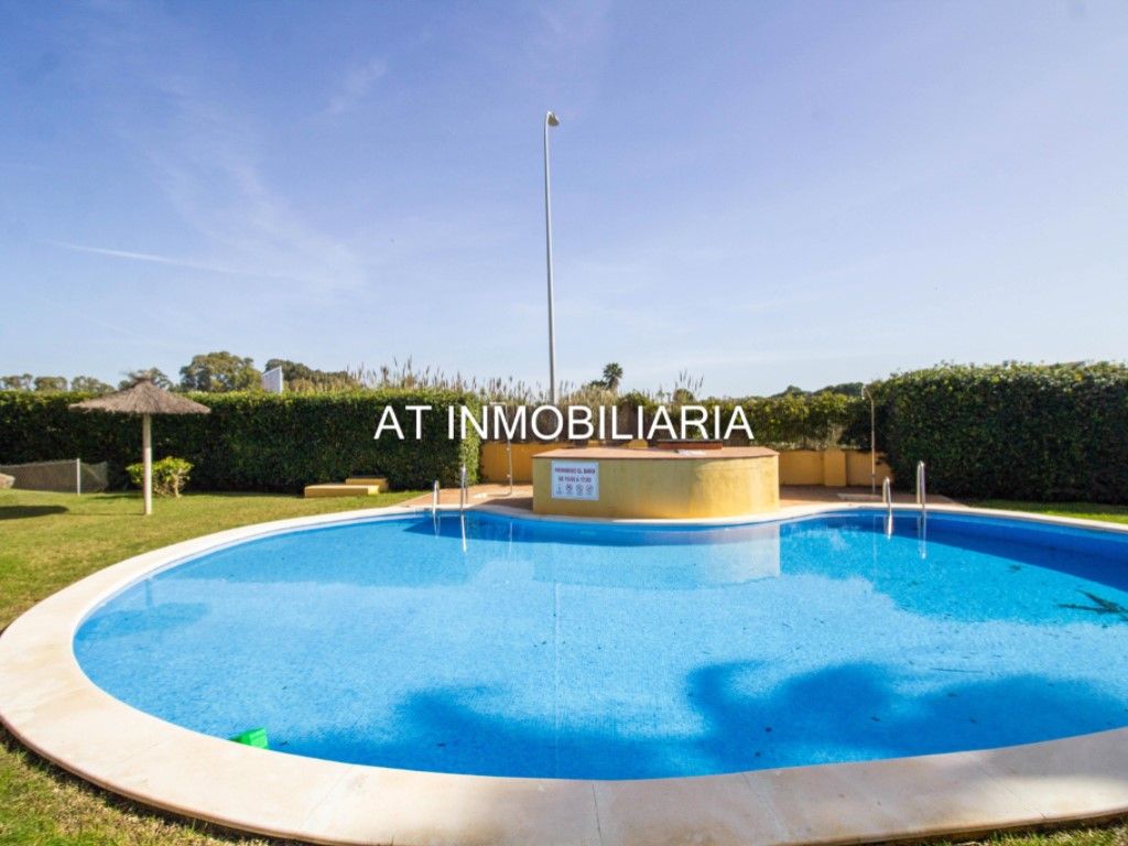 Piscina de Casa o chalet en venta en El Puerto de Santa María con Terraza, Piscina y Piscina comunitaria