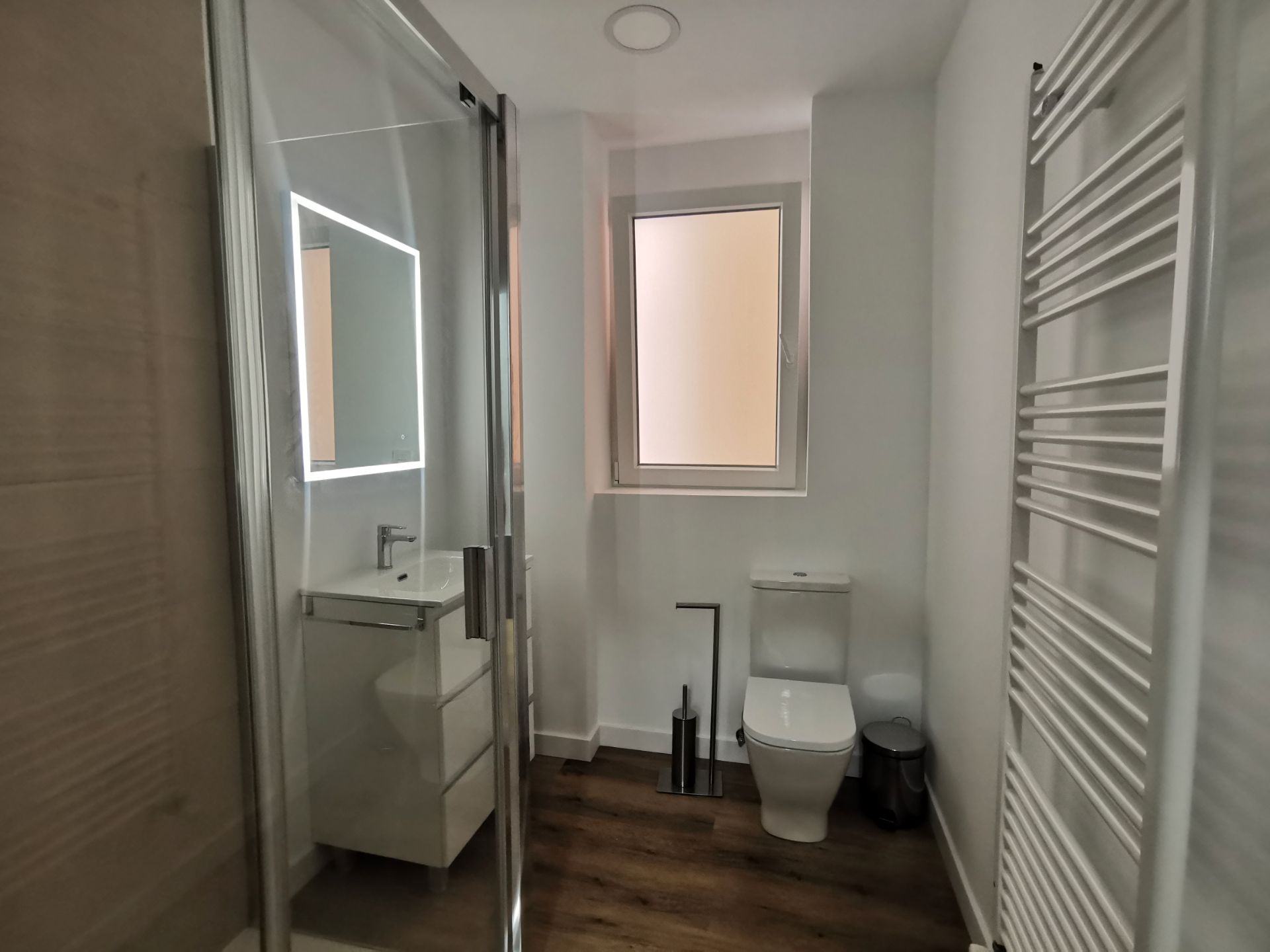 Badezimmer von Wohnung zur Miete in Salamanca Capital mit Heizung, Parkett und Möbliert