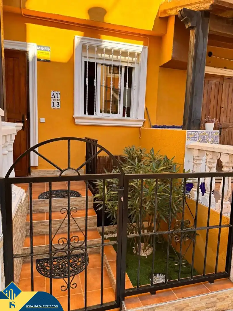 Terrassa de Dúplex en venda en Torrevieja amb Terrassa i Moblat
