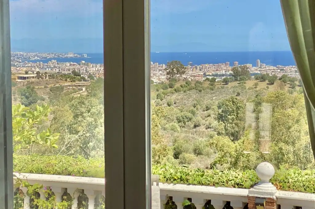 Vista exterior de Finca rústica en venta en Mijas con Jardín privado, Terraza y Piscina