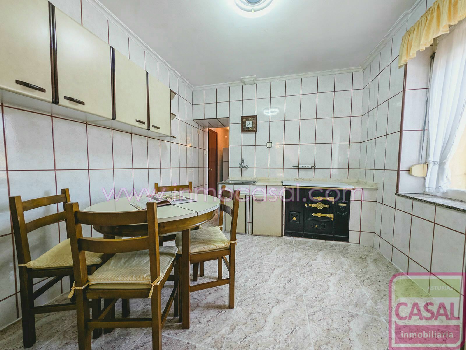 House or chalet for sale in CALLE BOO