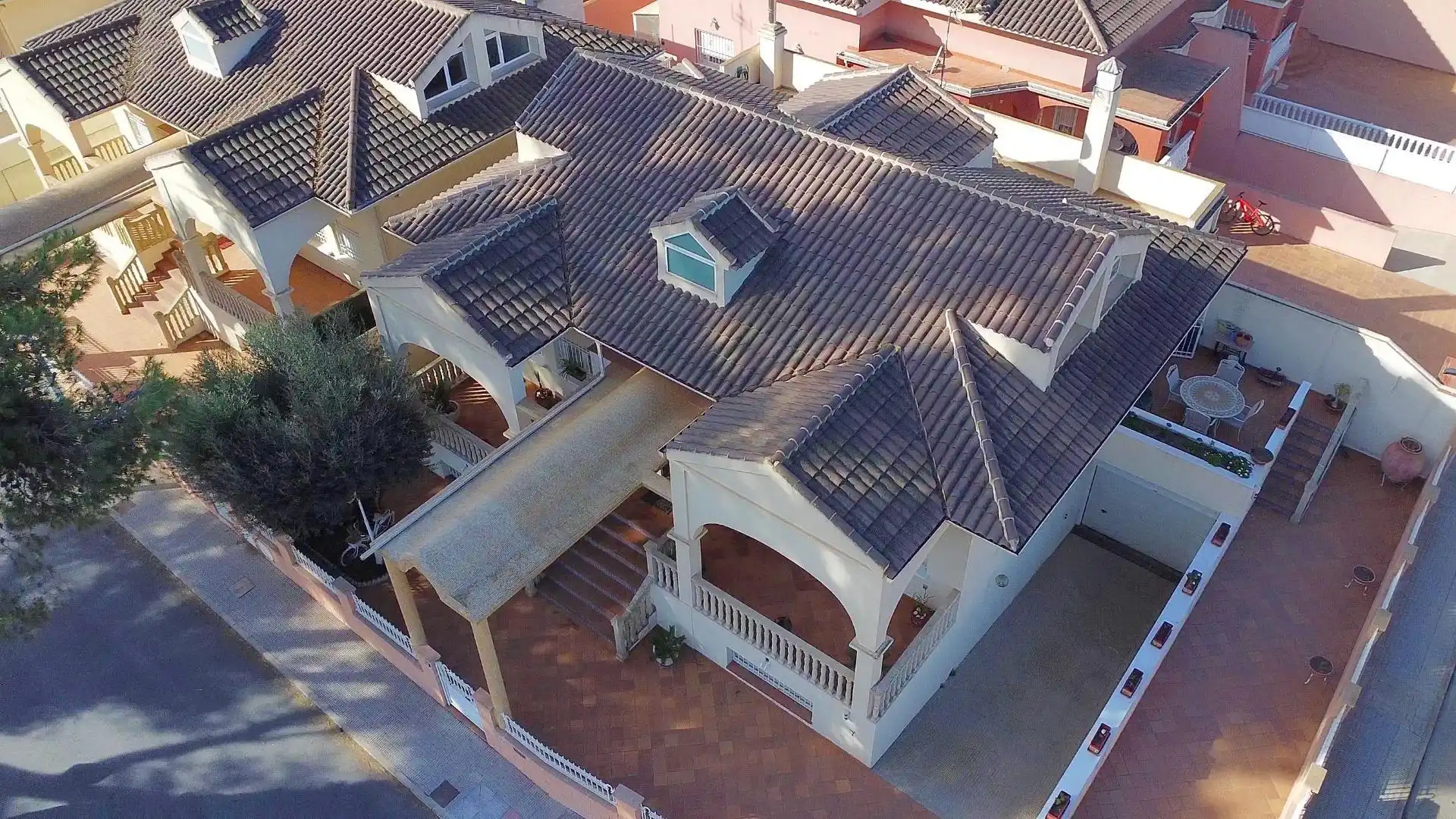 Vista exterior de Casa o chalet en venta en Cartagena con Terraza y Amueblado