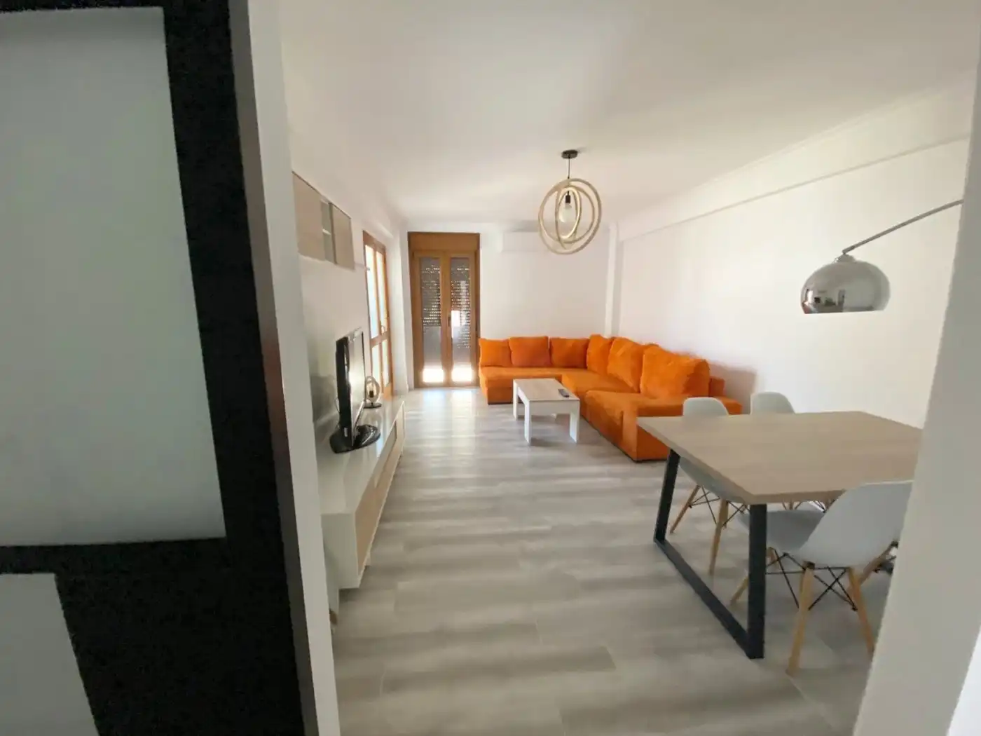 Appartement à louer à Casines, imagen 7