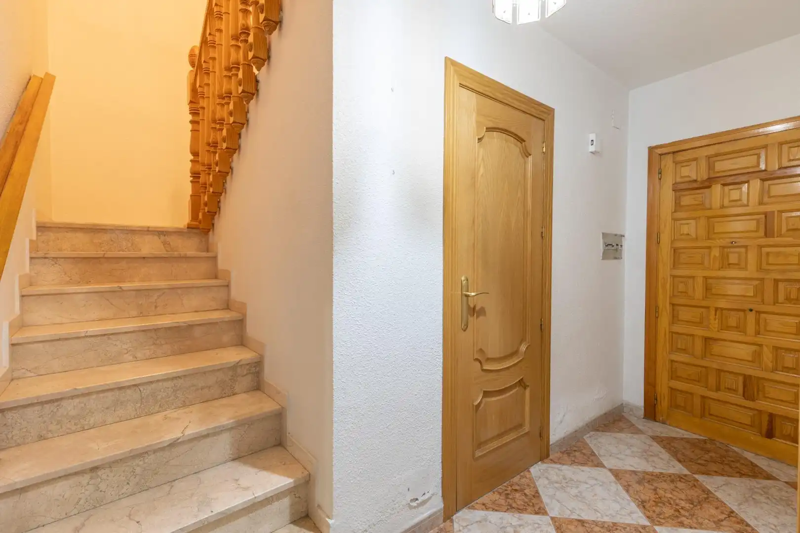 Casa adosada en venta en Maracena con Aire acondicionado, Calefacción y Terraza