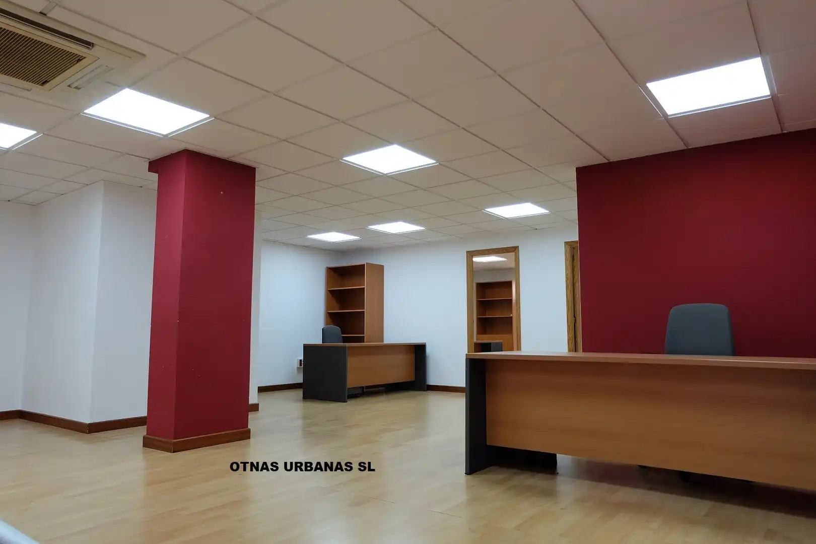 Büro zum Verkauf in Calle Navegante Macias del Poyo, La Flota