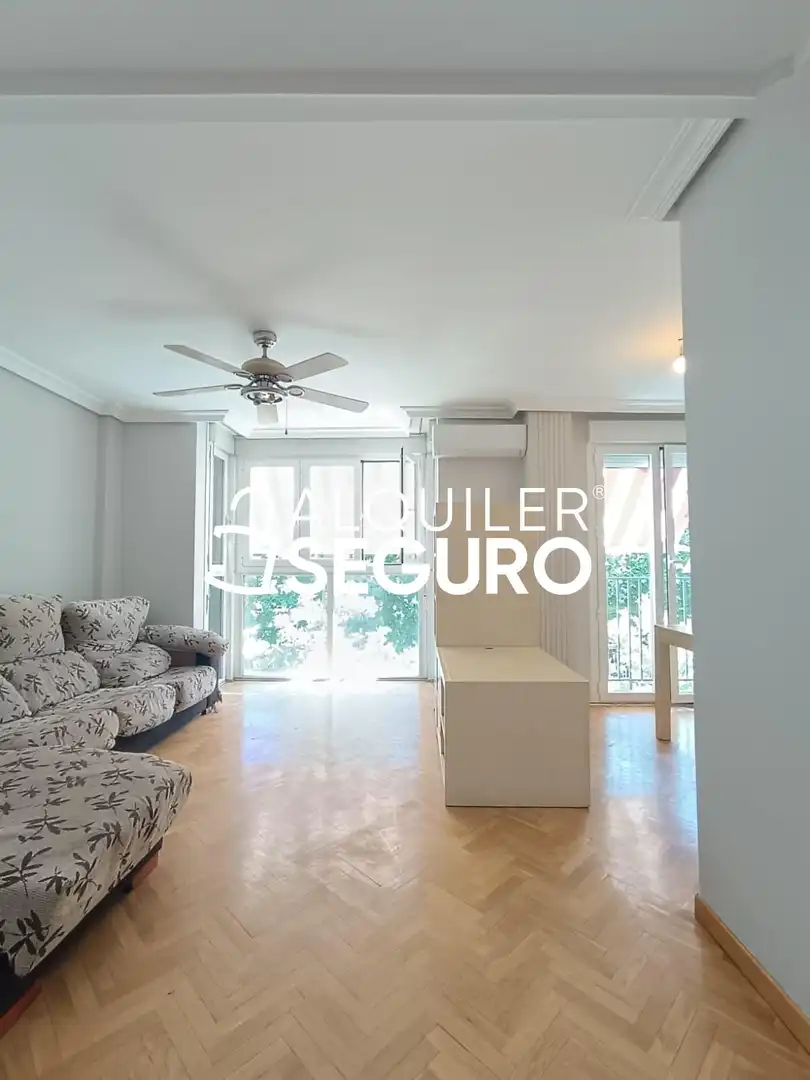 Living room of Flat for rent in Leganés  with Heating, Storage room and Furnished