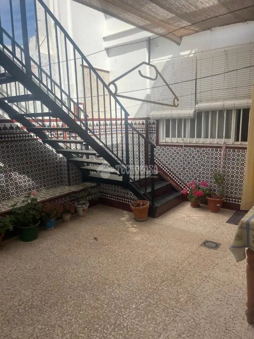 Terrassa de Casa adosada en venda en Sevilla amb Aire condicionat