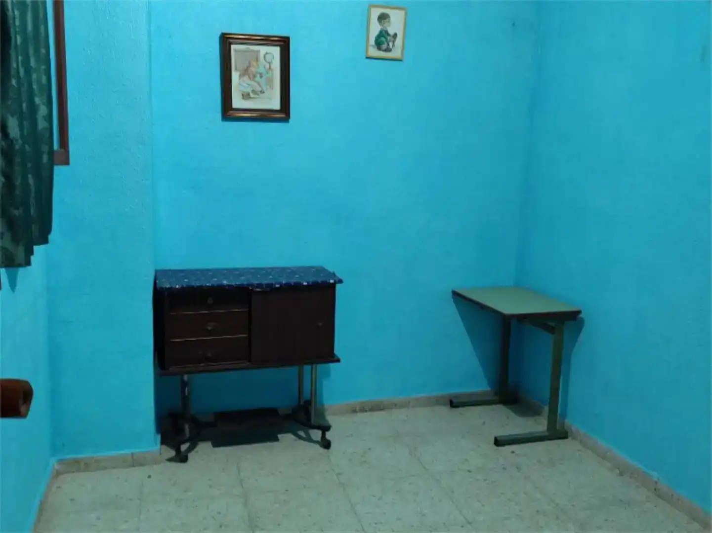 Habitación de Casa adosada en venta en Vilanova d'Alcolea