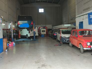Nave industrial in vendita a Carrer Doctor Eladi Conde 2