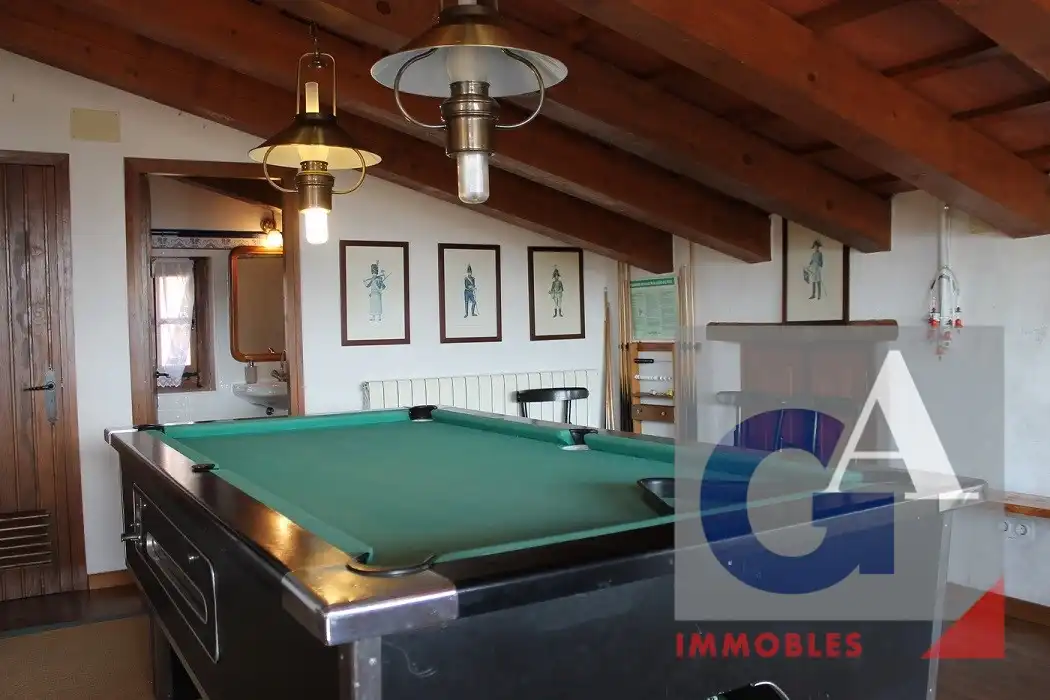 Casa rústica amb terrassa en venda a Sant Joan Les Fonts, imagen 31