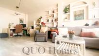 Sala d'estar de Casa adosada en venda en Arganda del Rey amb Aire condicionat i Terrassa