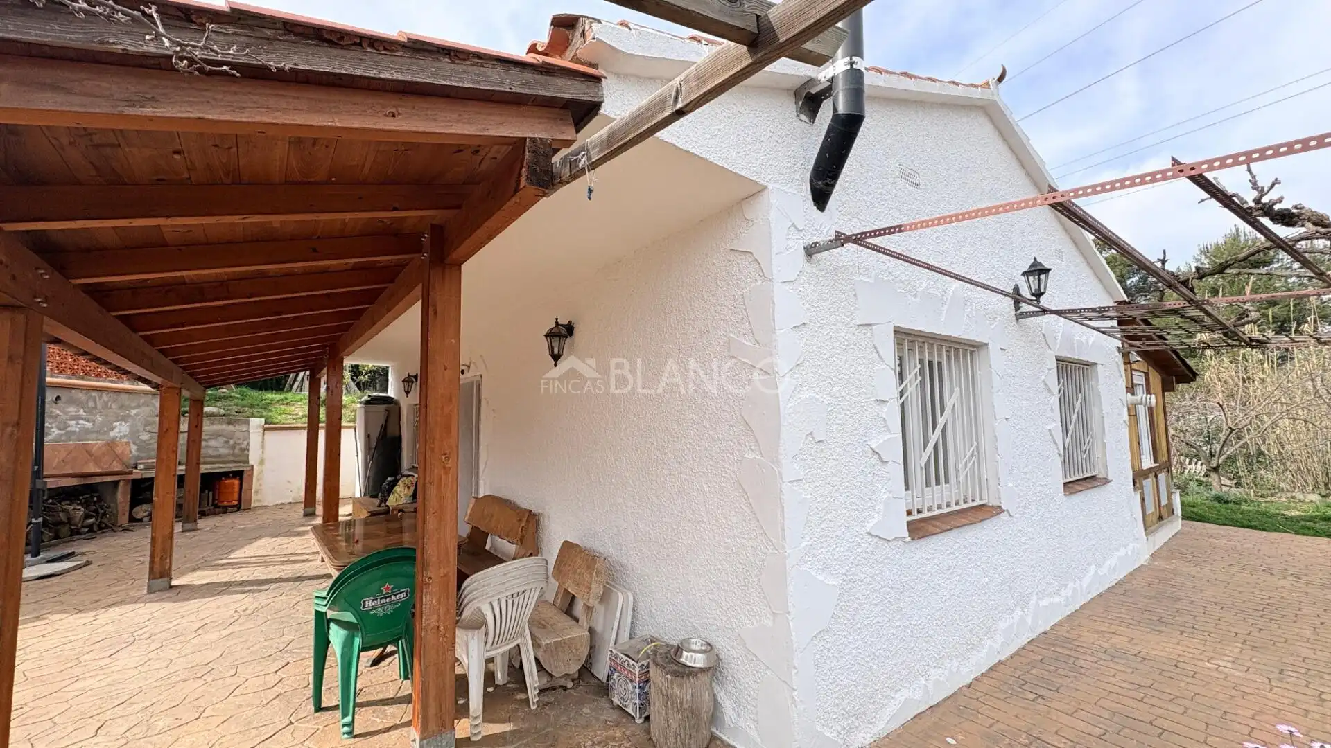 Vista exterior de Casa o xalet en venda en Piera amb Aire condicionat i Calefacció