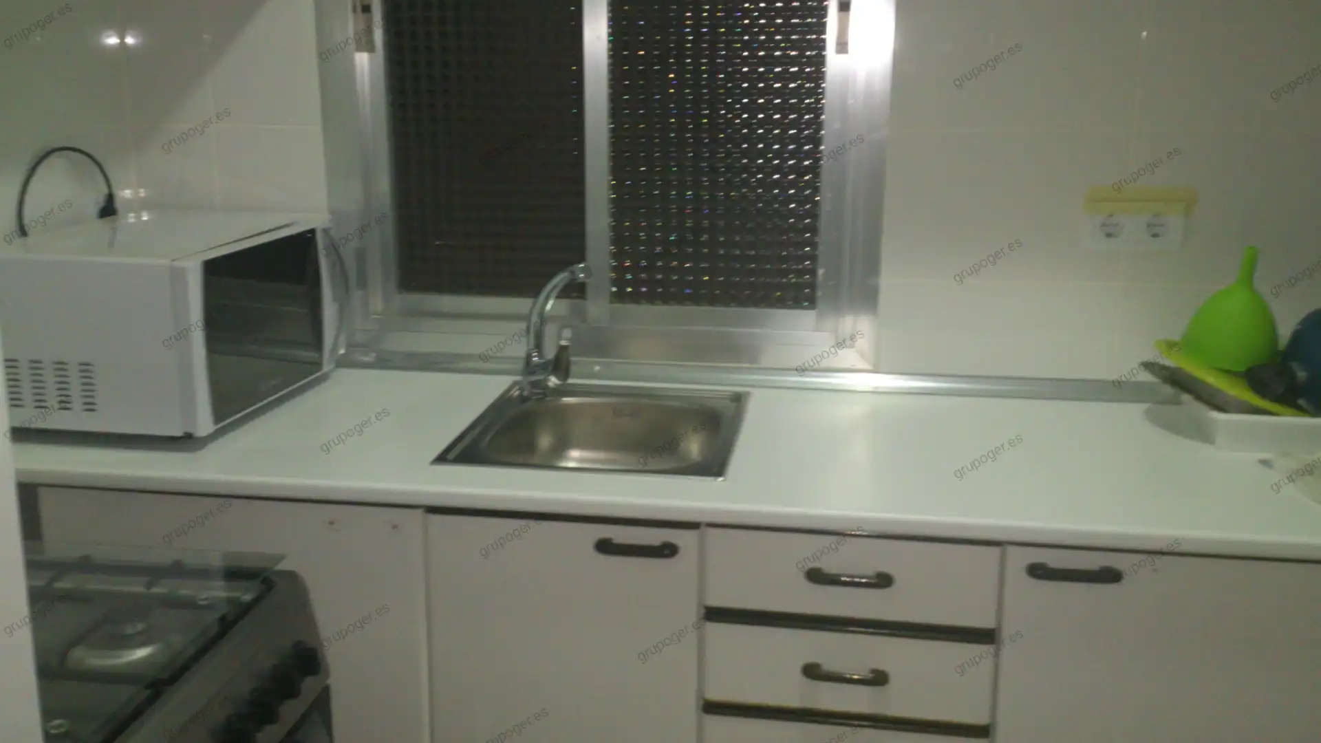 Kitchen of Flat for rent in Parla  with Air Conditioner, Heating and Terrace