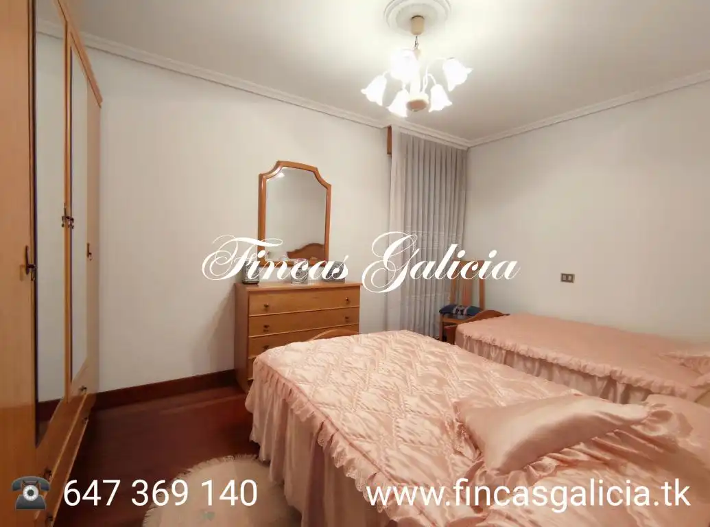 Habitación de Piso en venta en Verín con Amueblado y Balcón