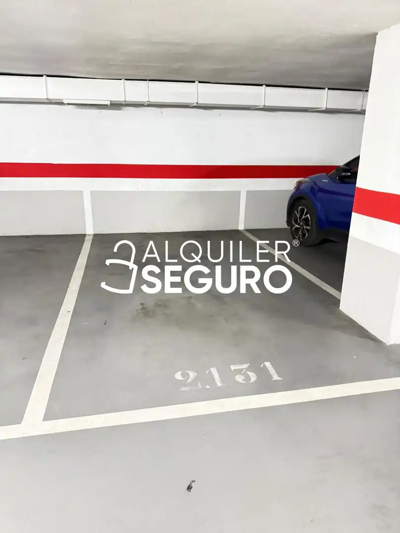 Flat with lift to rent in Reina Cristina, imagen 2