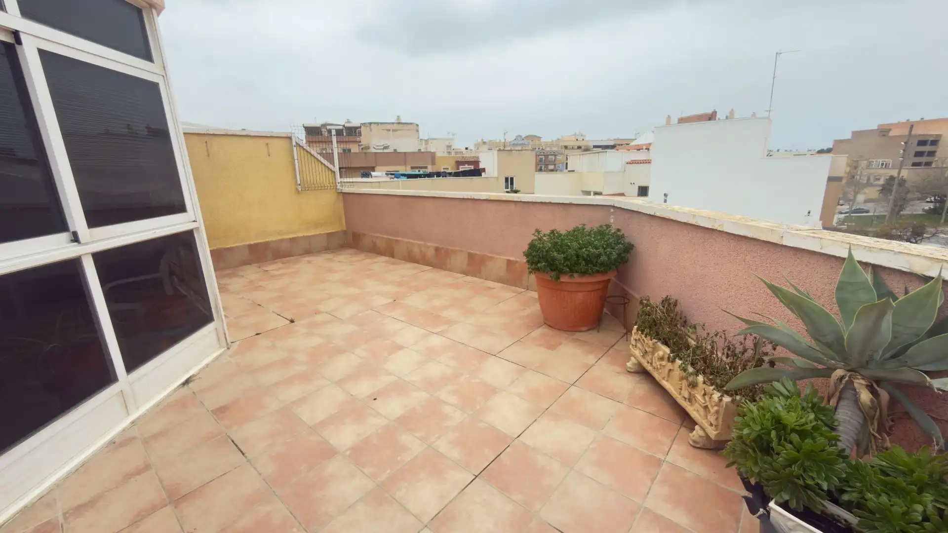 Terraza de Ático en venta en El Ejido con Aire acondicionado, Terraza y Trastero