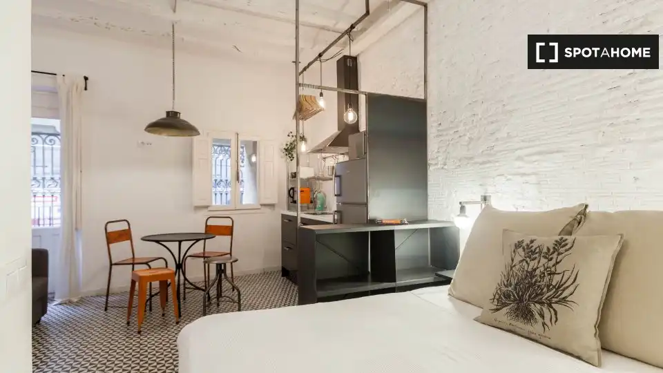 Room in Barri Gòtic