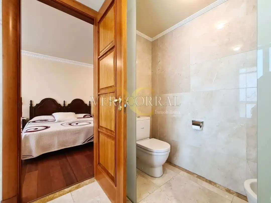 Bedroom of Flat for sale in Oviedo   with Heating, Terrace and Storage room