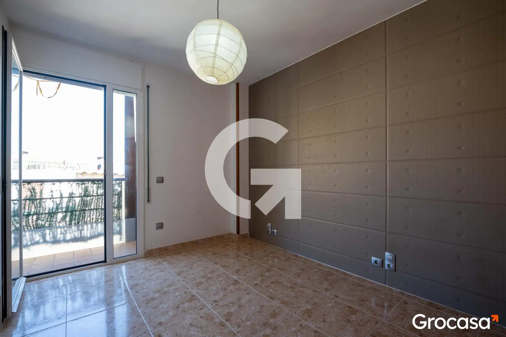 Bedroom of Flat for sale in Mataró  with Air Conditioner, Oven and TV