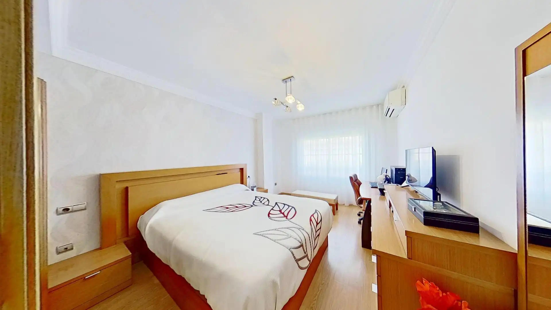 Habitación de Piso en venta en Motril con Aire acondicionado, Calefacción y Balcón