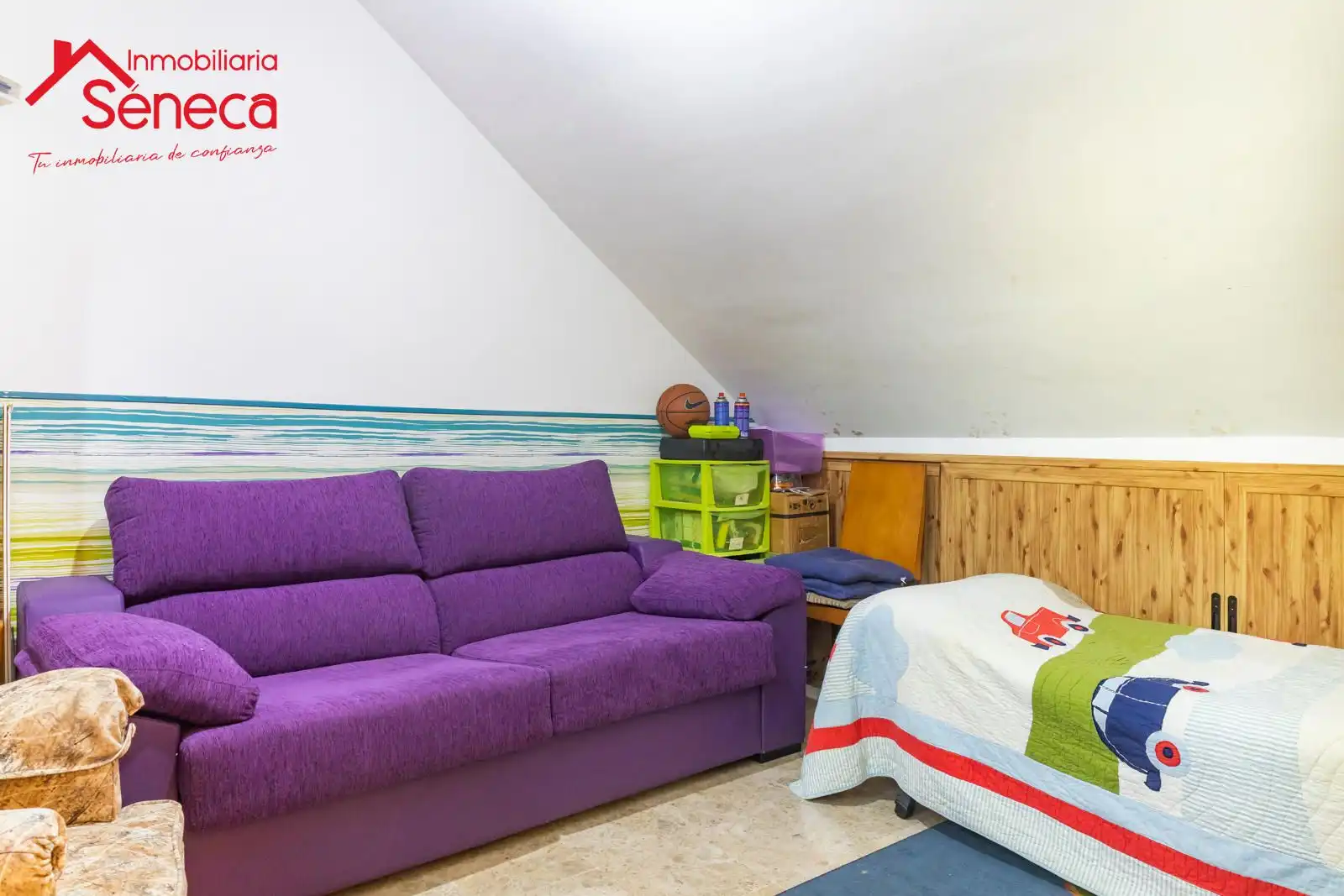 Schlafzimmer von Einfamilien-Reihenhaus zum Verkauf in Córdoba mit Klimaanlage, Heizung und Terrasse