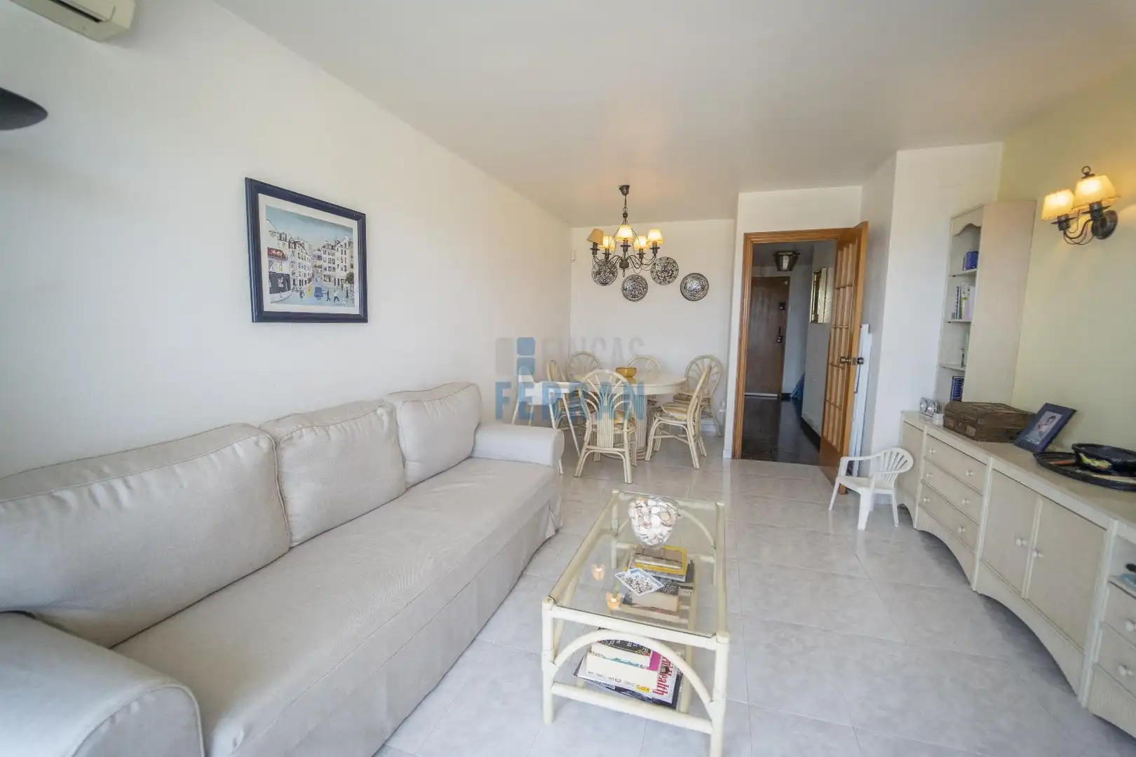 Living room of Apartments for sale in El Vendrell  with Air Conditioner, Terrace and Furnished