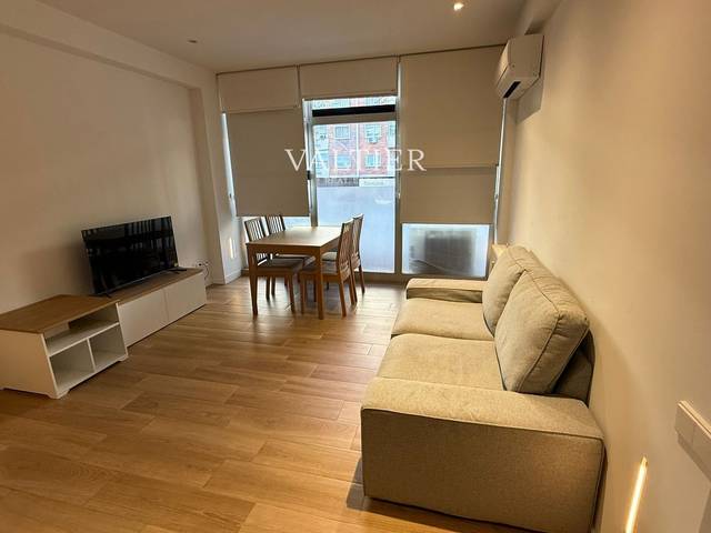 Piso en Alquiler en Doctor Esquerdo en Ibiza de Madrid