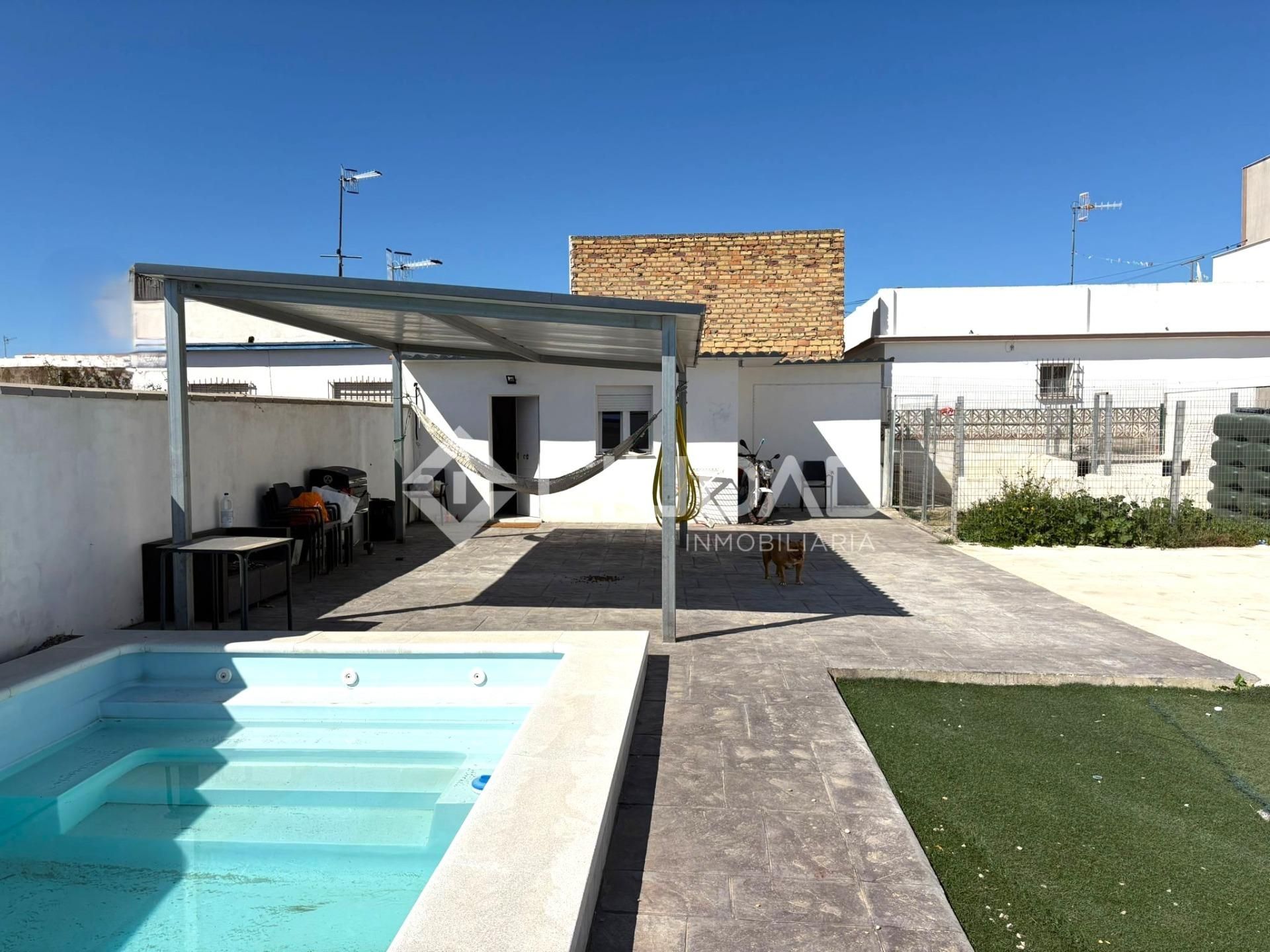 Swimming pool of Country house for sale in Sanlúcar de Barrameda  with Private garden and Swimming Pool