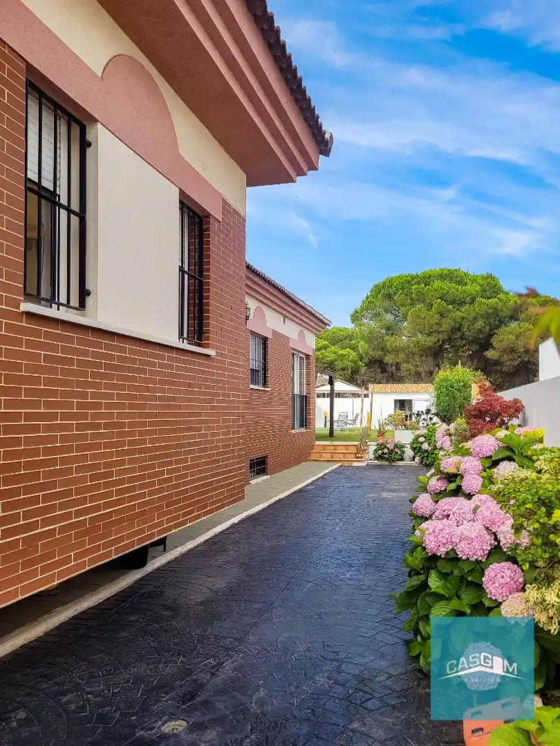 Exterior view of Houses for sale in Aljaraque  with Air Conditioner, Heating and Private garden