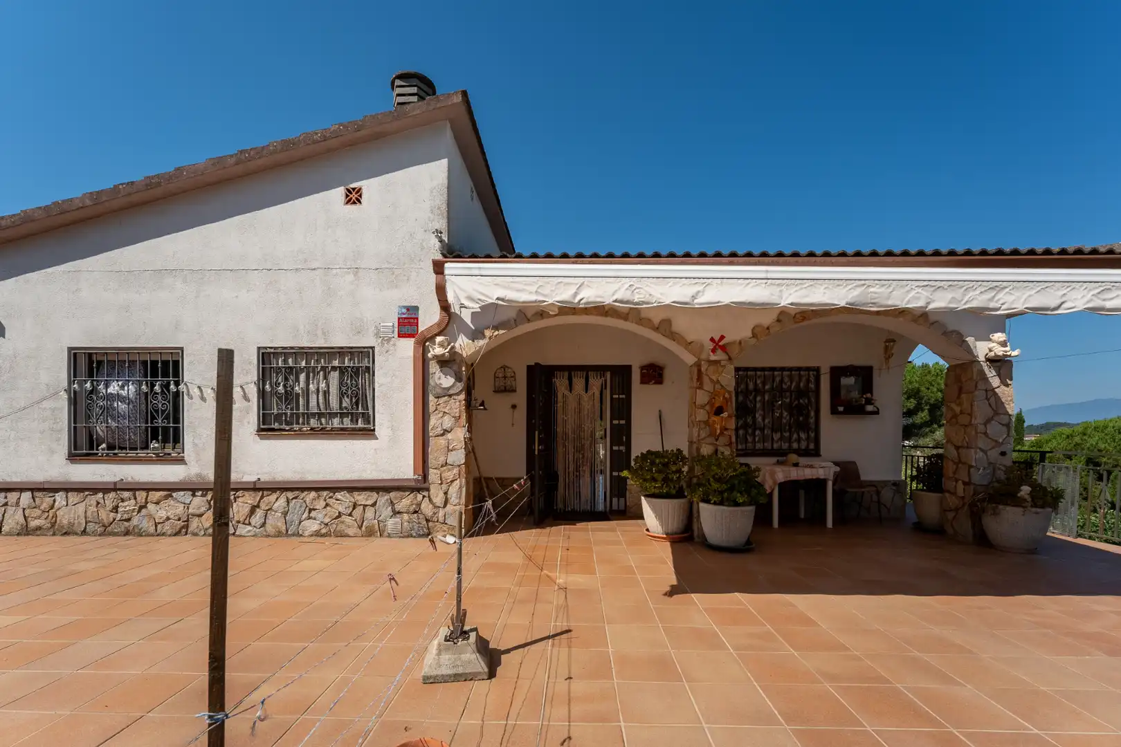 Vista exterior de Casa o xalet en venda en Maçanet de la Selva amb Calefacció, Jardí privat i Terrassa