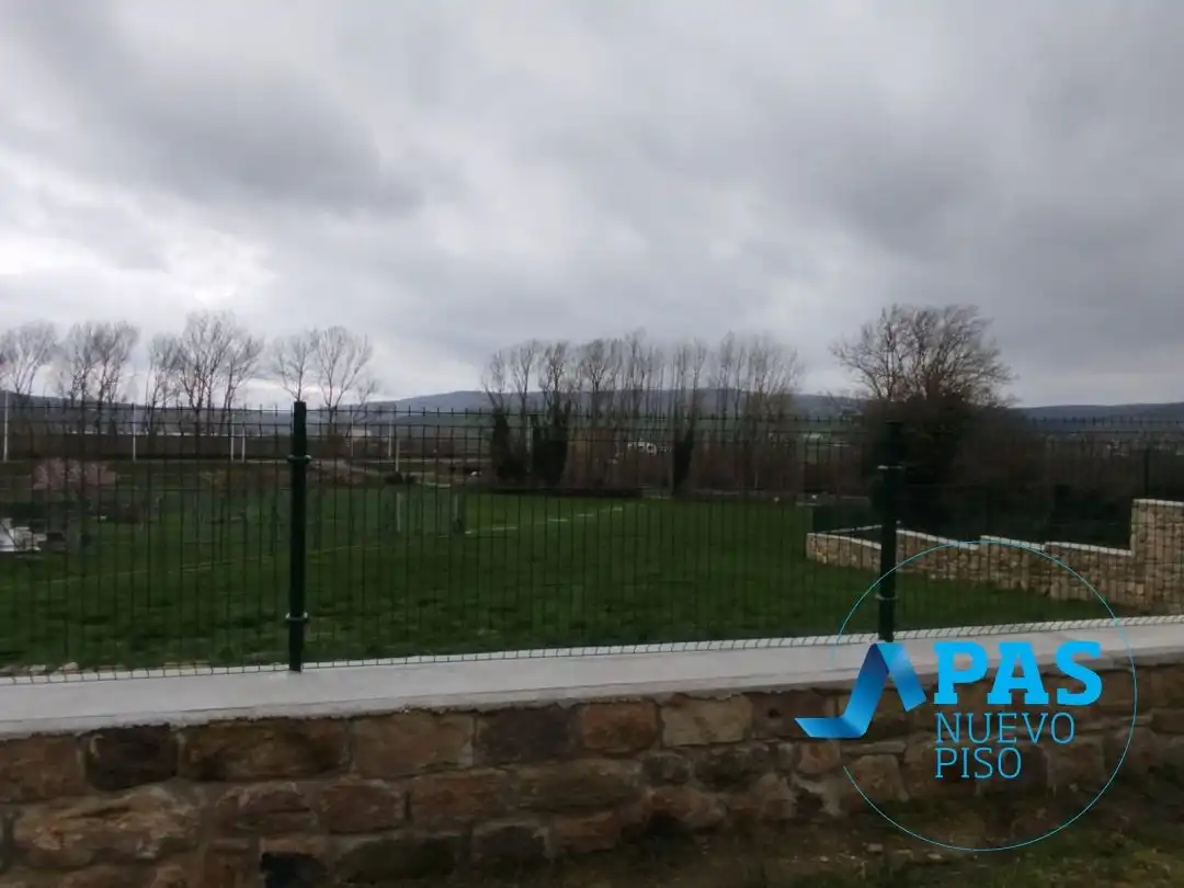 Residencial en venda en Valdáliga