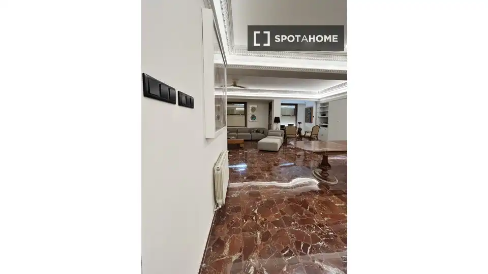 Living room of Flat for rent in Valencia  with Air Conditioner, Heating and Furnished
