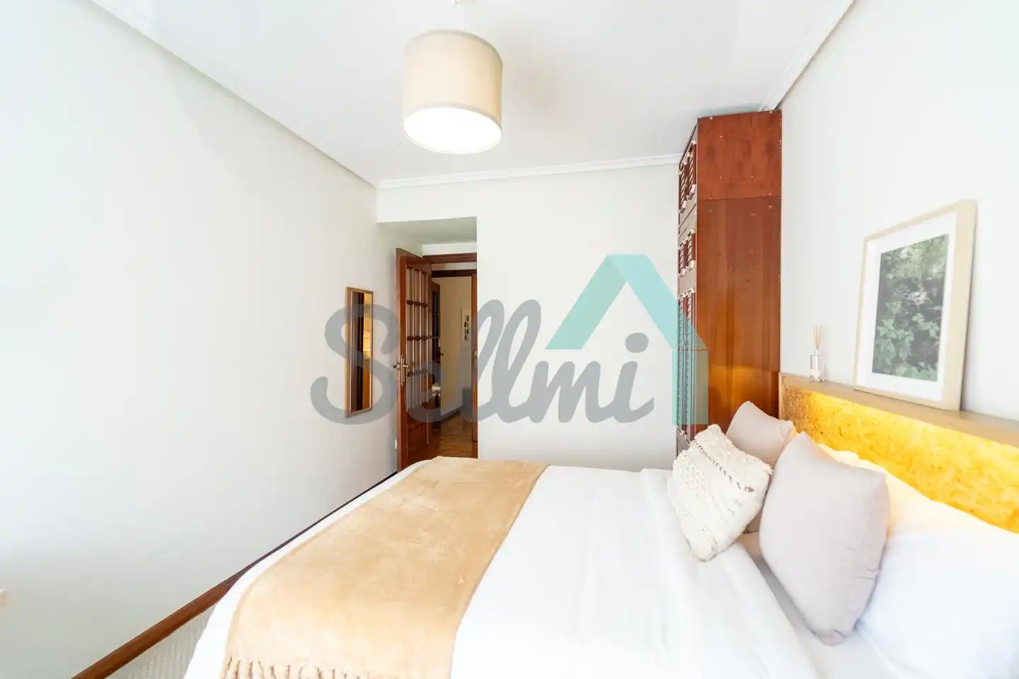 Schlafzimmer von Wohnung zur Miete in Oviedo  mit Heizung, Parkett und Möbliert