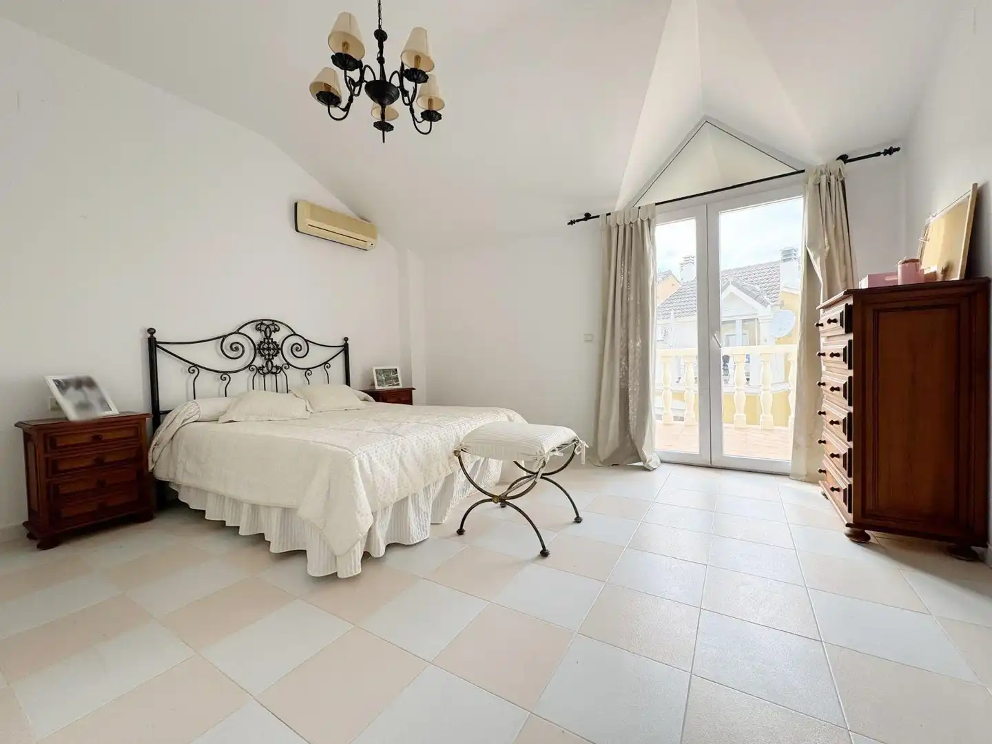 Bedroom of Detached homes for sale in Dénia  with Air Conditioner, Heating and Private garden