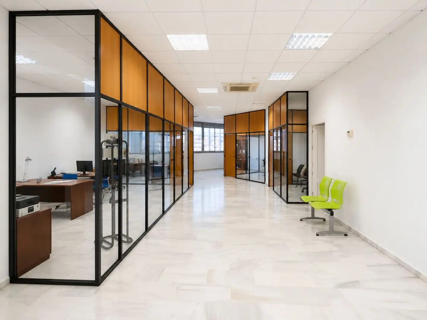 Büro mit Aufzug zum Verkauf in Historiador Juan Manzano 2, imagen 2