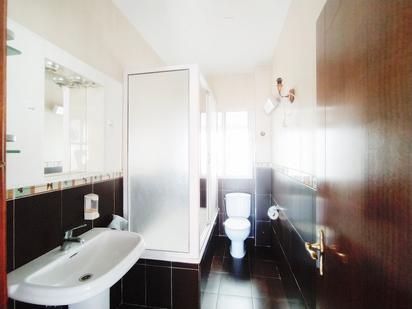 Bathroom of Flat for sale in Mérida  with Air Conditioner and Balcony