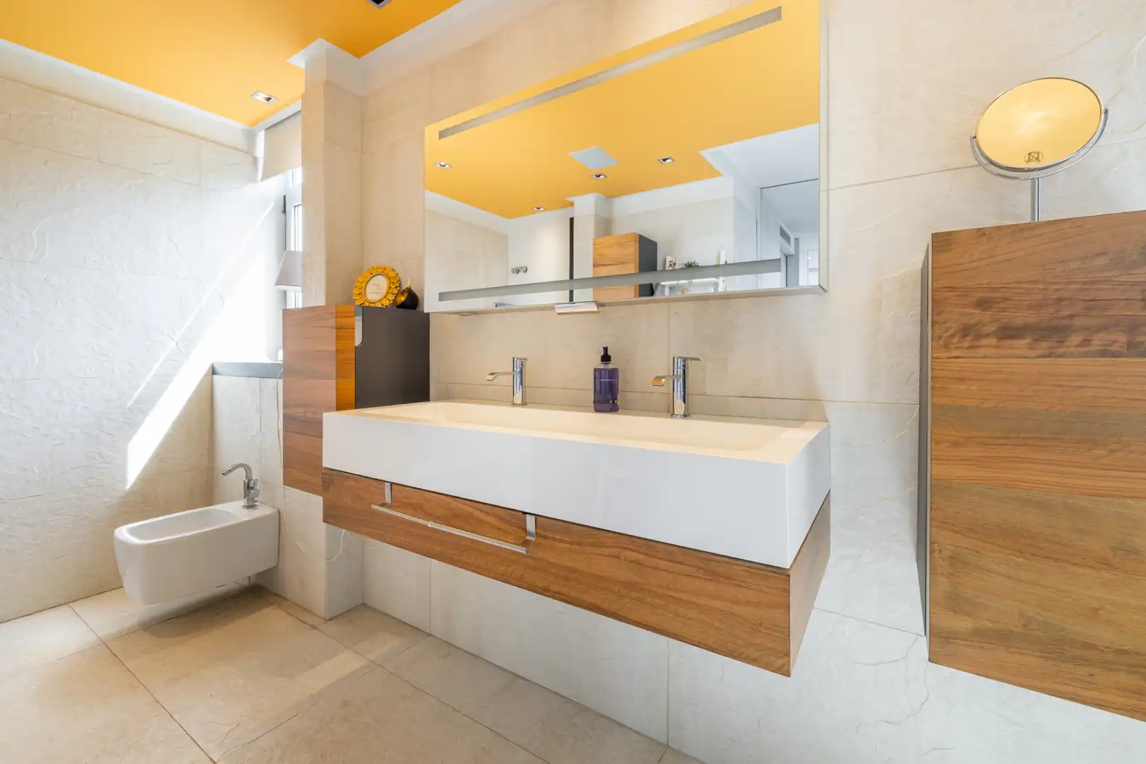 Bathroom of Houses for sale in Cerdanyola del Vallès  with Furnished