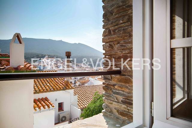 Casa adosada en Venta en Carrer de sa Tórtora en Cadaqués