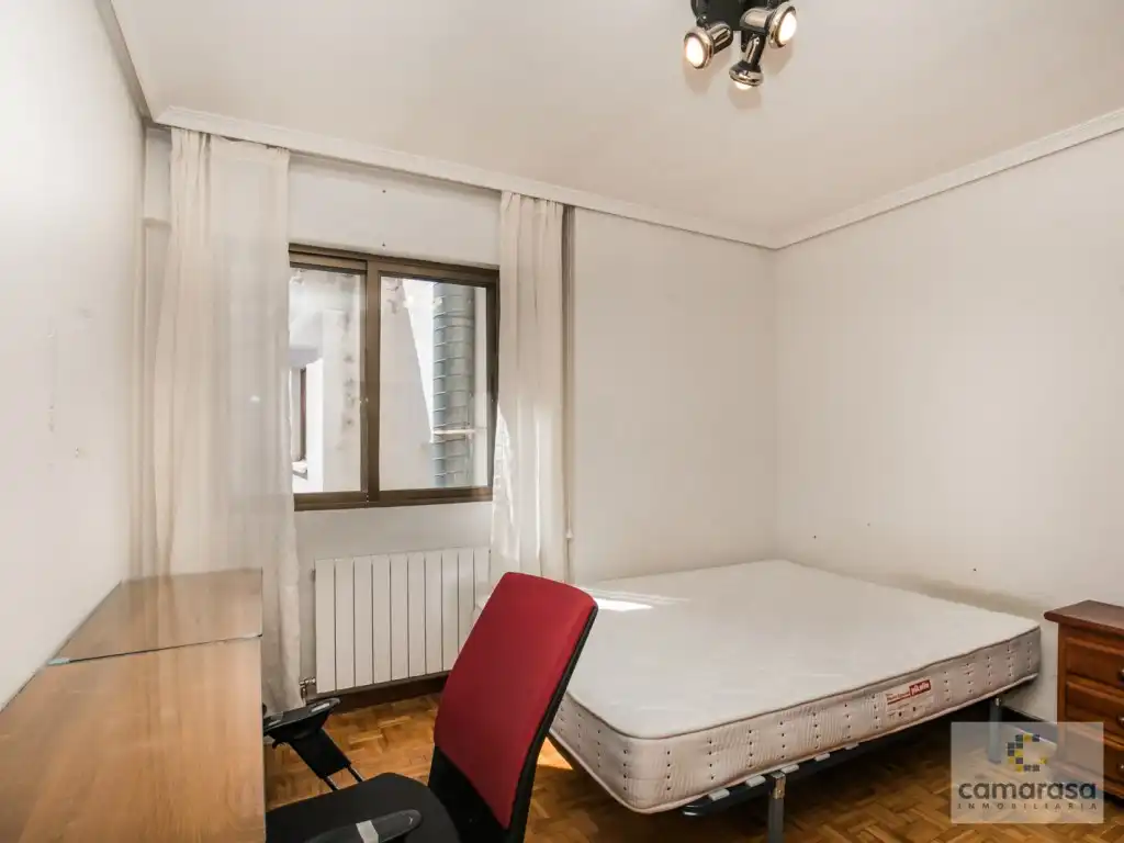 Schlafzimmer von Wohnung zur Miete in Ávila mit Heizung und Möbliert